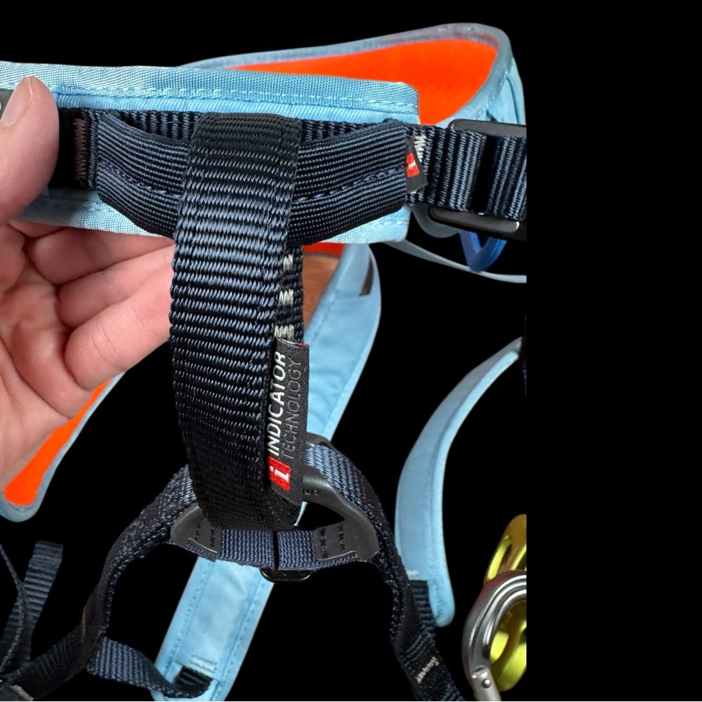 Mammut Ophir 3 Slide Climbing Harness | Sz Large | Worn Once | Belay Device incl - Picture 3 of 9